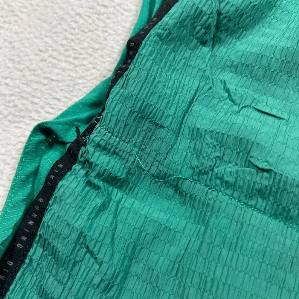 Nike Running Division Stride Shorts Mens Small Green Exercise Crossfit Training